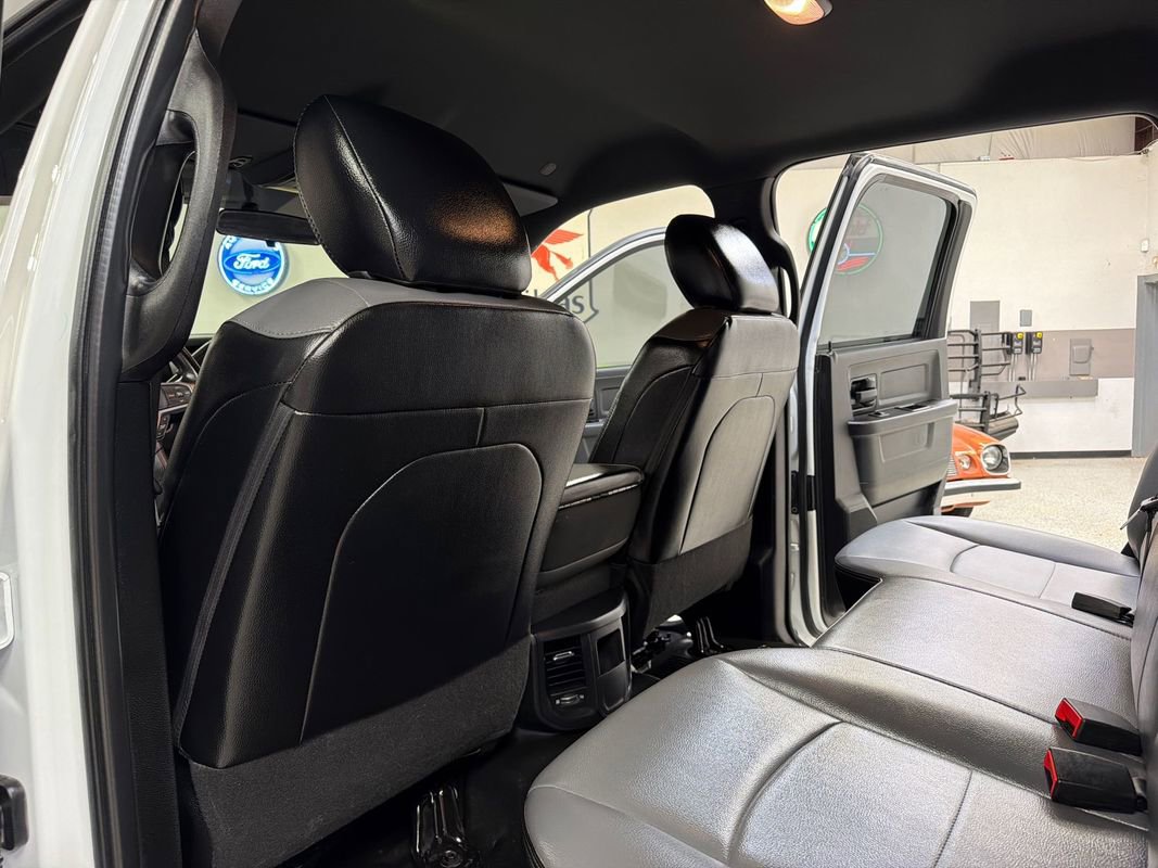 Used 2024 RAM 3500 Tradesman AWD/4WD image 33
