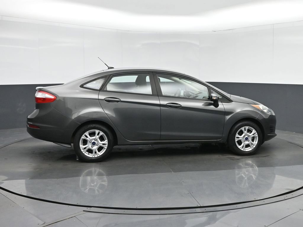 Used 2016 Ford Fiesta SE image 8