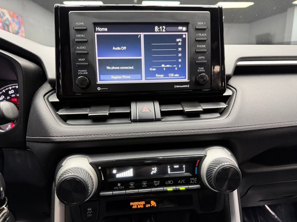 Used 2020 Toyota RAV4 LE FWD image 24