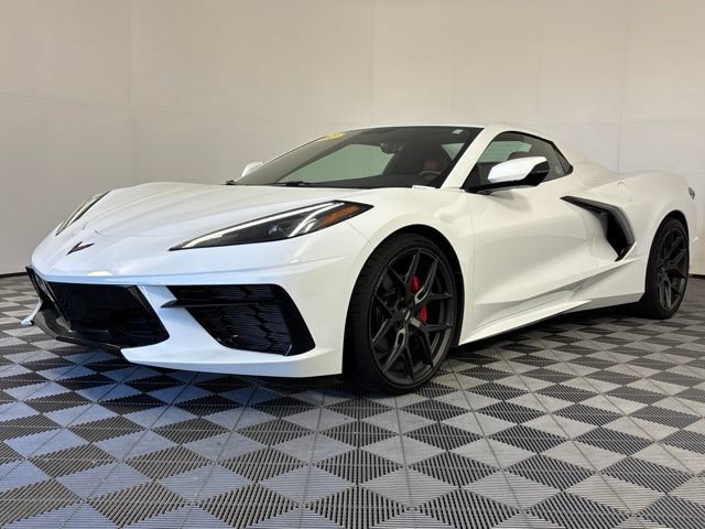 Used 2022 Chevrolet Corvette Stingray Convertible w/ 1LT RWD image 2