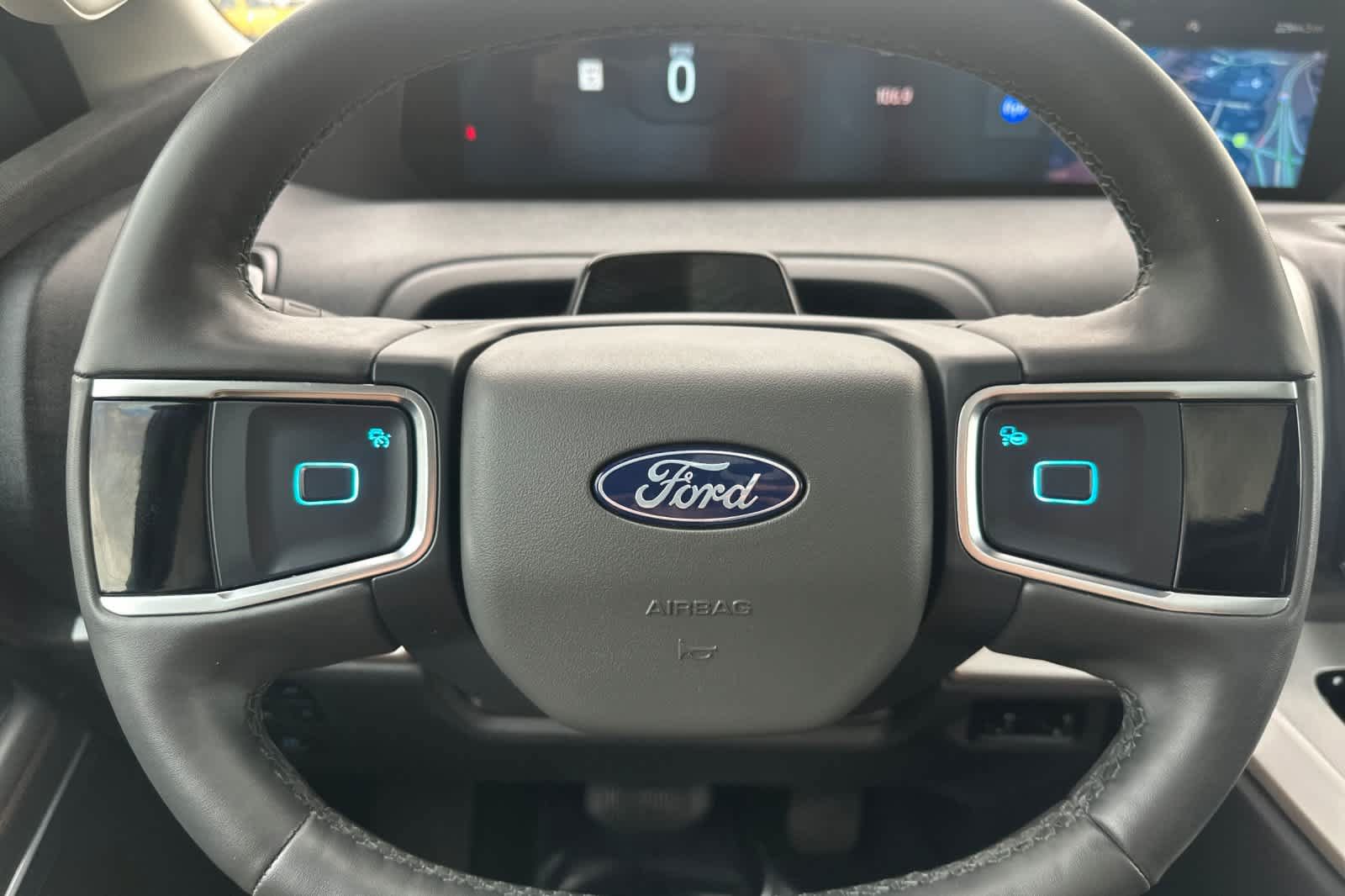 Certified 2025 Ford Expedition Active AWD/4WD image 25