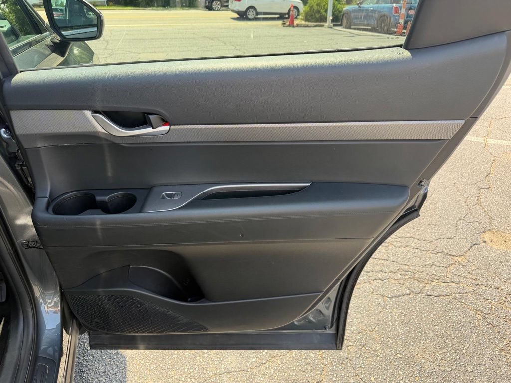 Used 2024 Hyundai Palisade SEL FWD image 30