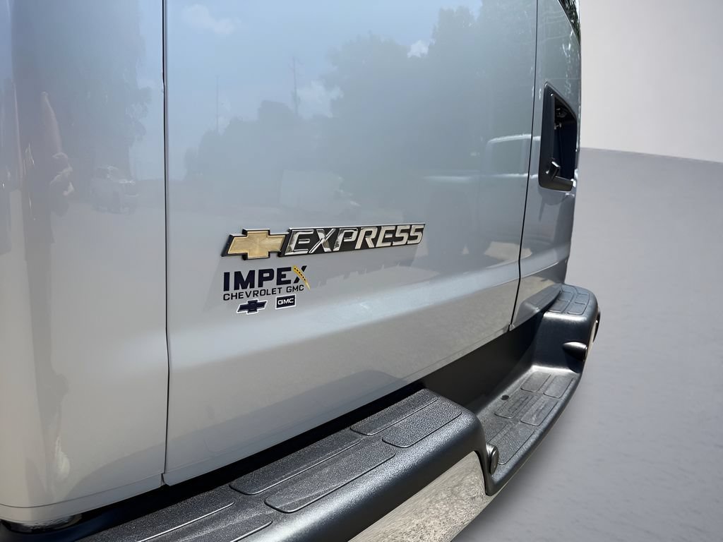 New 2026 Chevrolet Express 3500 Extended w/ Driver Convenience Package RWD image 29