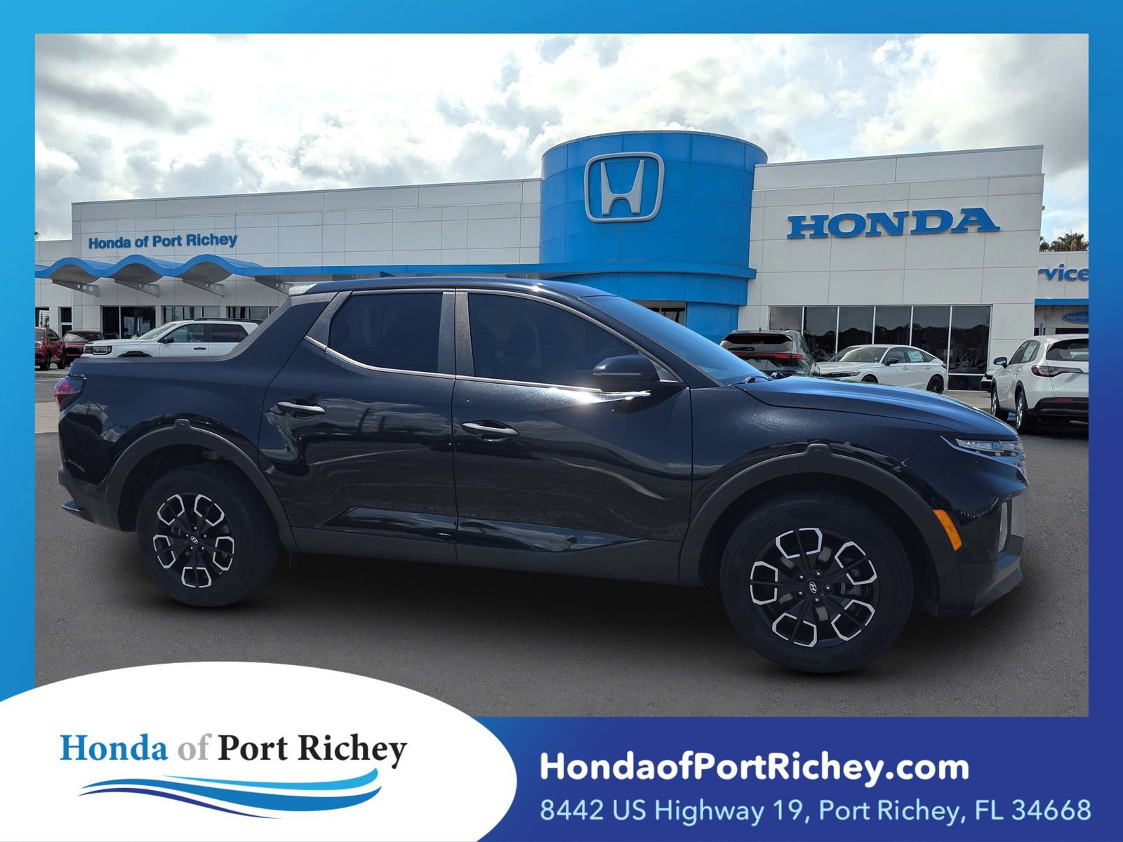 Used 2022 Hyundai Santa Cruz SEL FWD image 1