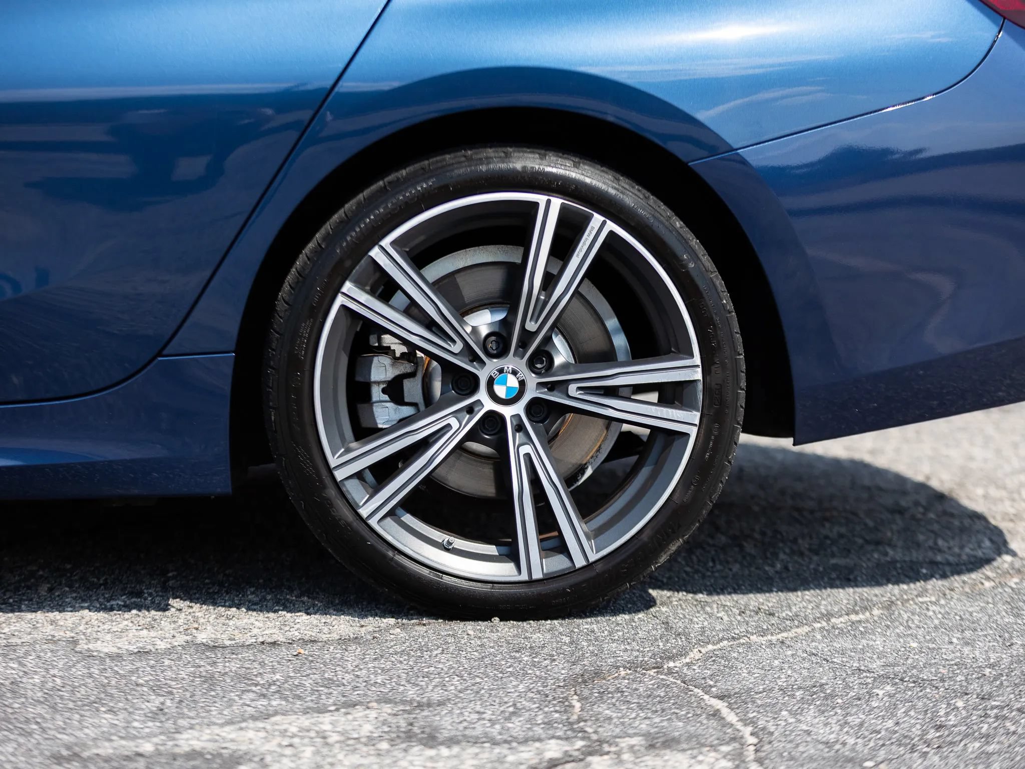 Used 2023 BMW 330i Sedan w/ Driving Assistance Package RWD image 13