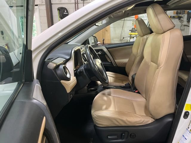 Used 2014 Toyota RAV4 Limited AWD/4WD image 14