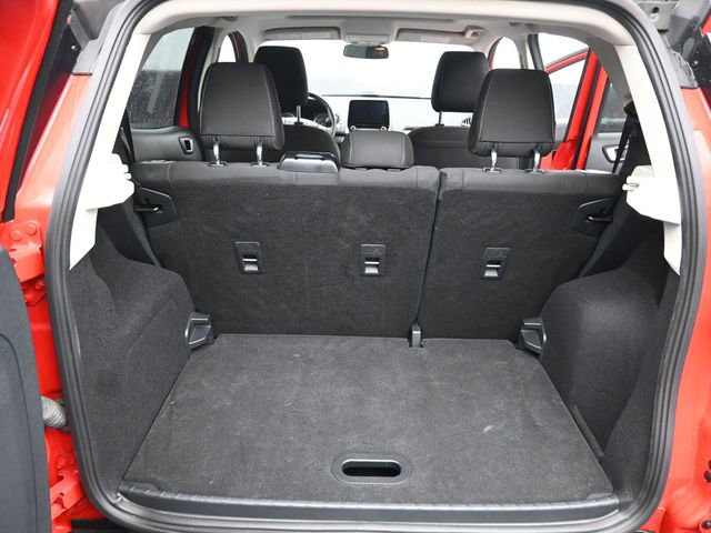 Used 2019 Ford EcoSport SE w/ SE Convenience Package image 6