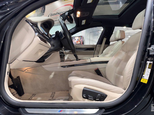 Used 2014 BMW 750i RWD image 49