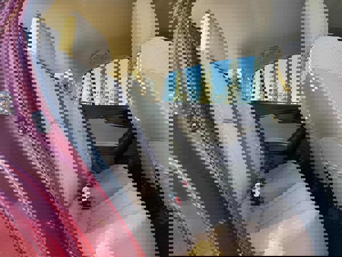 Used 2017 Subaru Impreza 2.0i image 18