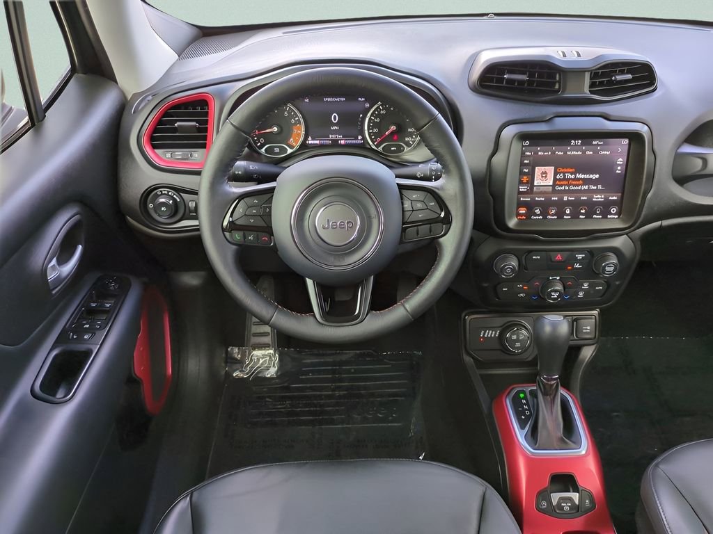 Used 2022 Jeep Renegade Trailhawk image 16
