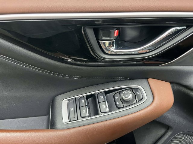 Used 2020 Subaru Outback Touring XT AWD/4WD image 18