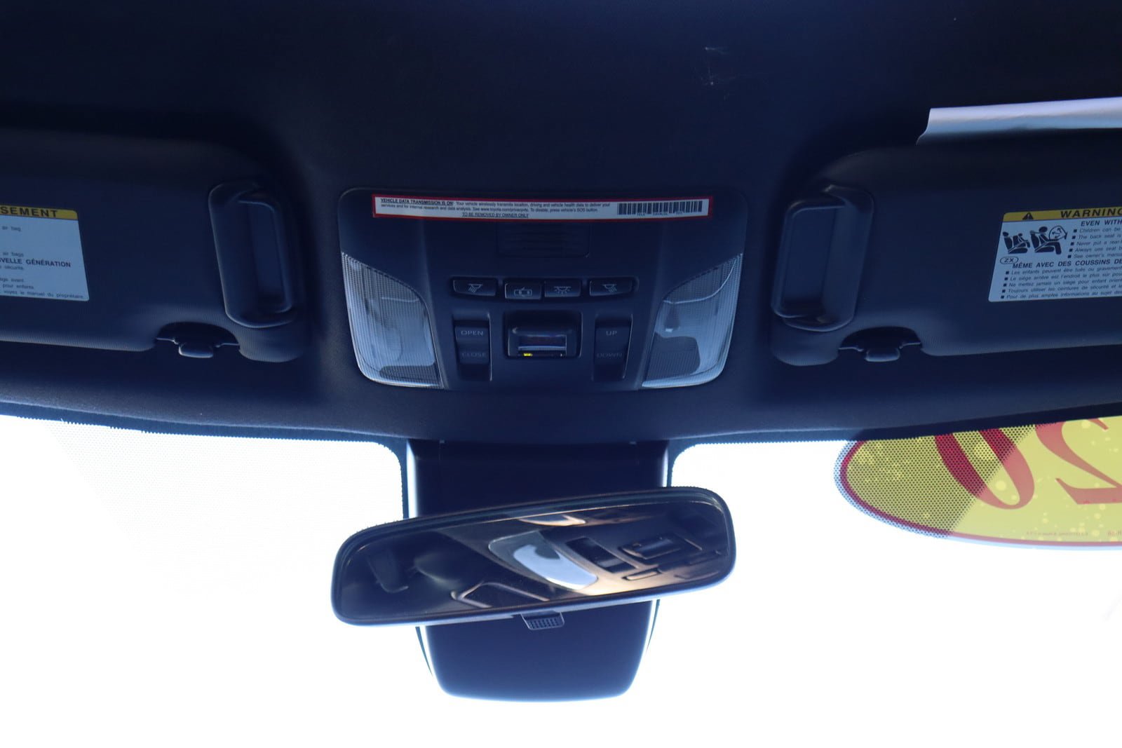 Used 2020 Toyota Corolla SE w/ SE Premium Package FWD image 39