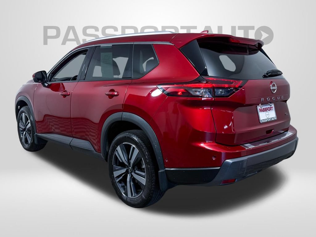 Certified 2024 Nissan Rogue SL FWD image 5