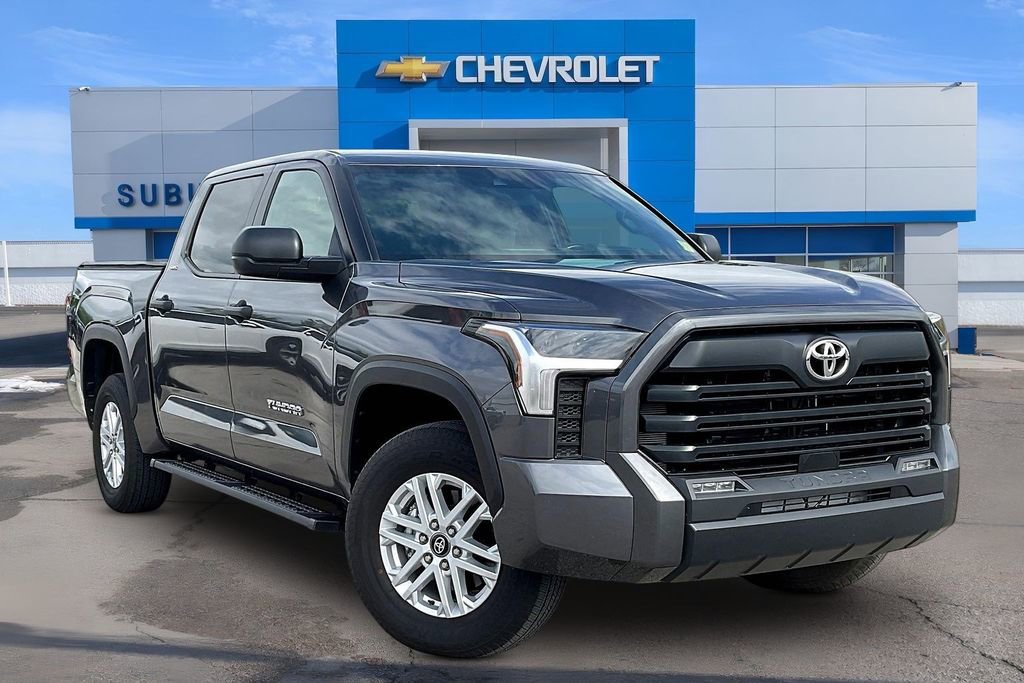 Used 2025 Toyota Tundra SR5 AWD/4WD image 11