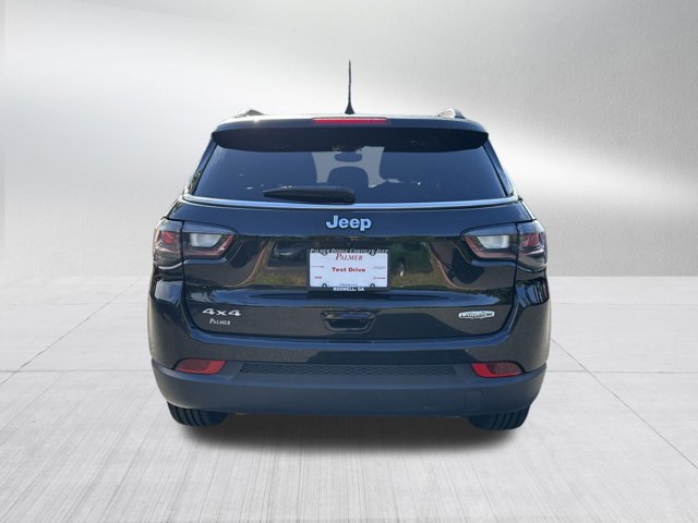 Certified 2023 Jeep Compass Latitude w/ Sun and Sound Group AWD/4WD image 7