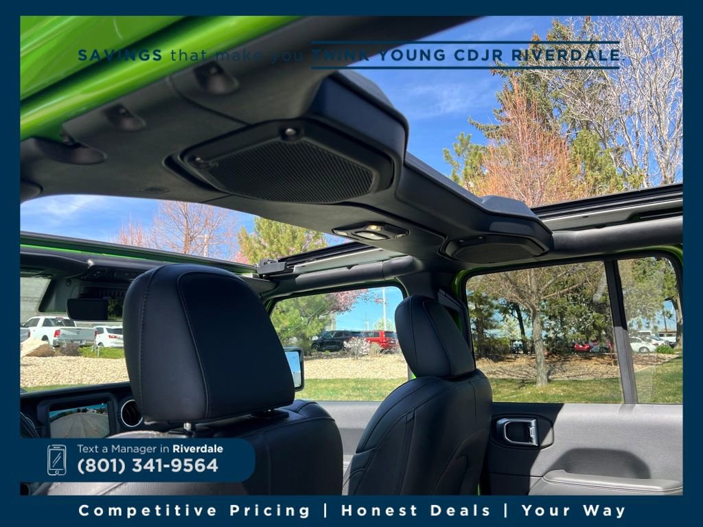 Used 2019 Jeep Wrangler Unlimited Sahara image 21