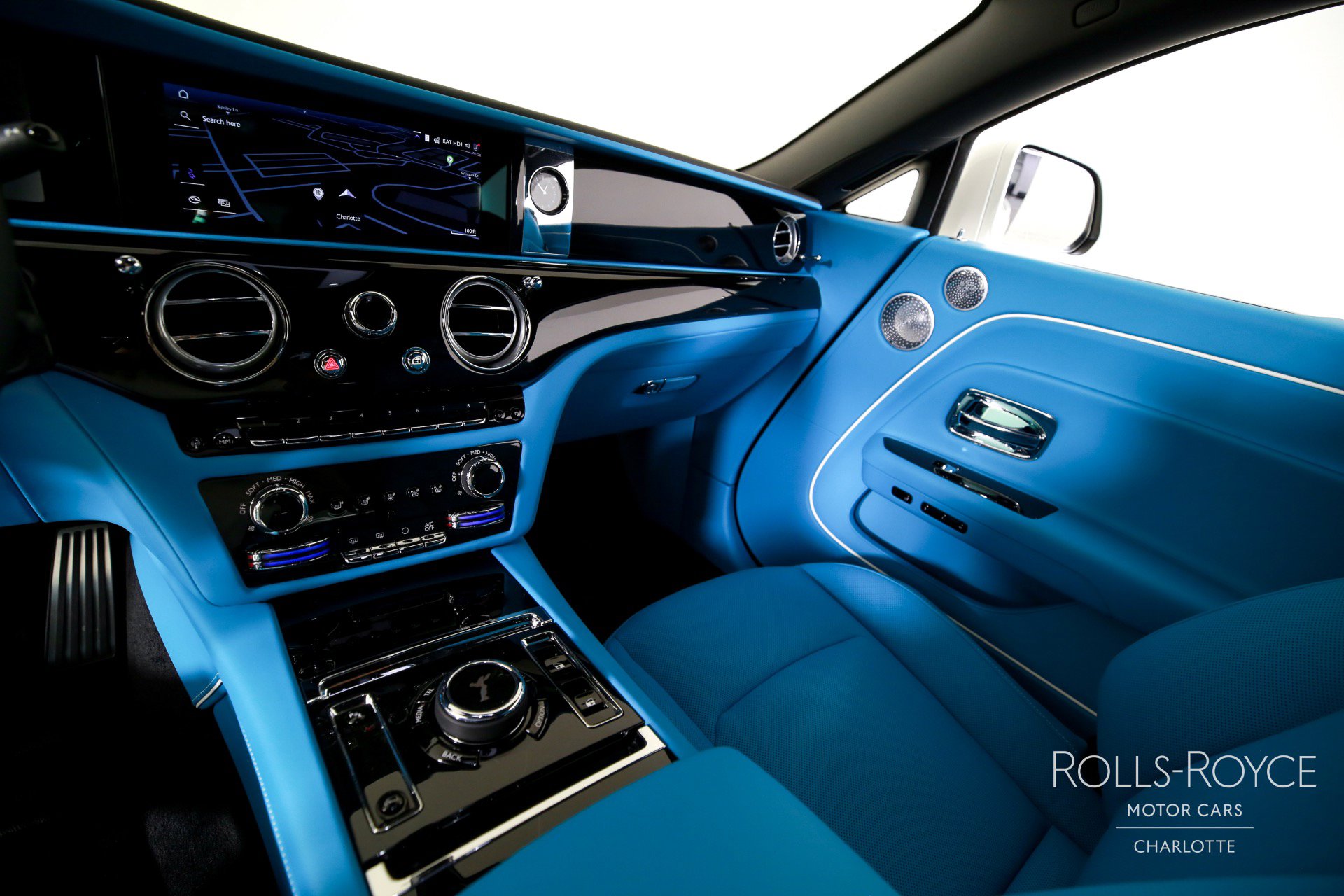 New 2025 Rolls-Royce Spectre w/ Spectre Enhancement Package image 16