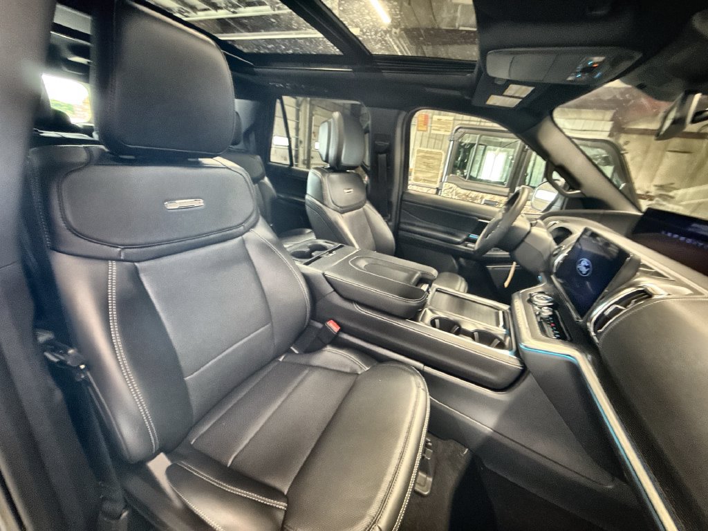 New 2027 Ford Expedition Max Platinum w/ Stealth Appearance Package AWD/4WD image 27