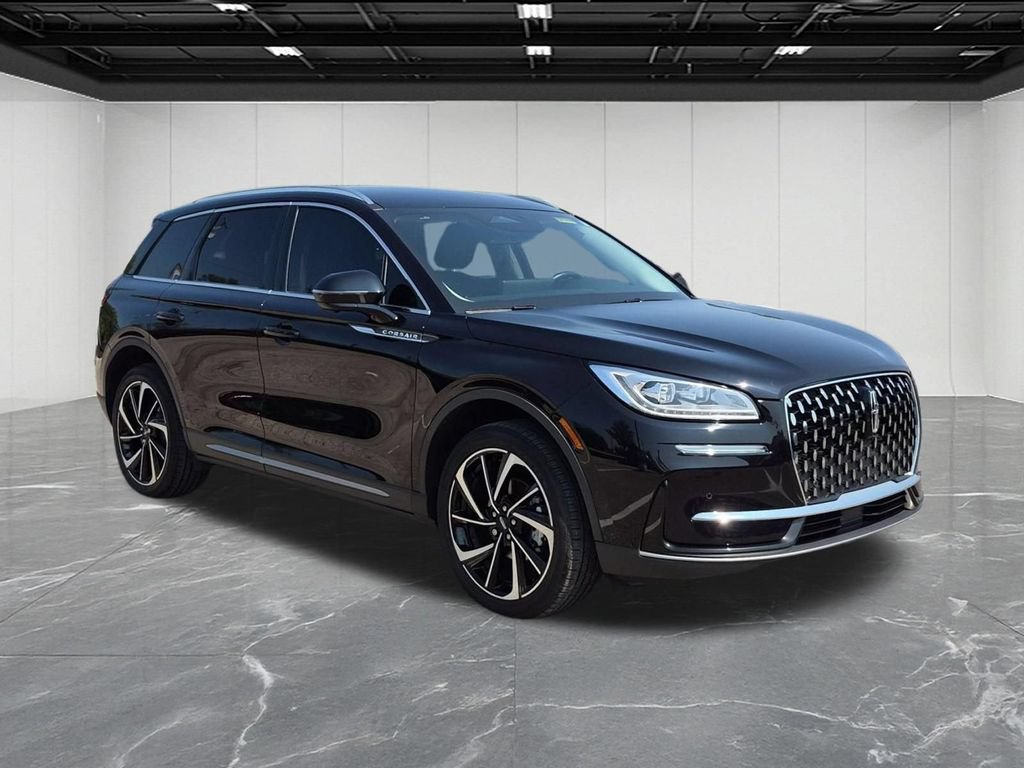 Used 2023 Lincoln Corsair Reserve w/ Equipment Group 201A AWD/4WD image 7
