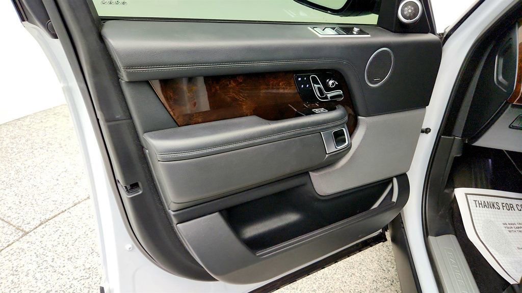 Used 2020 Land Rover Range Rover AWD/4WD image 11