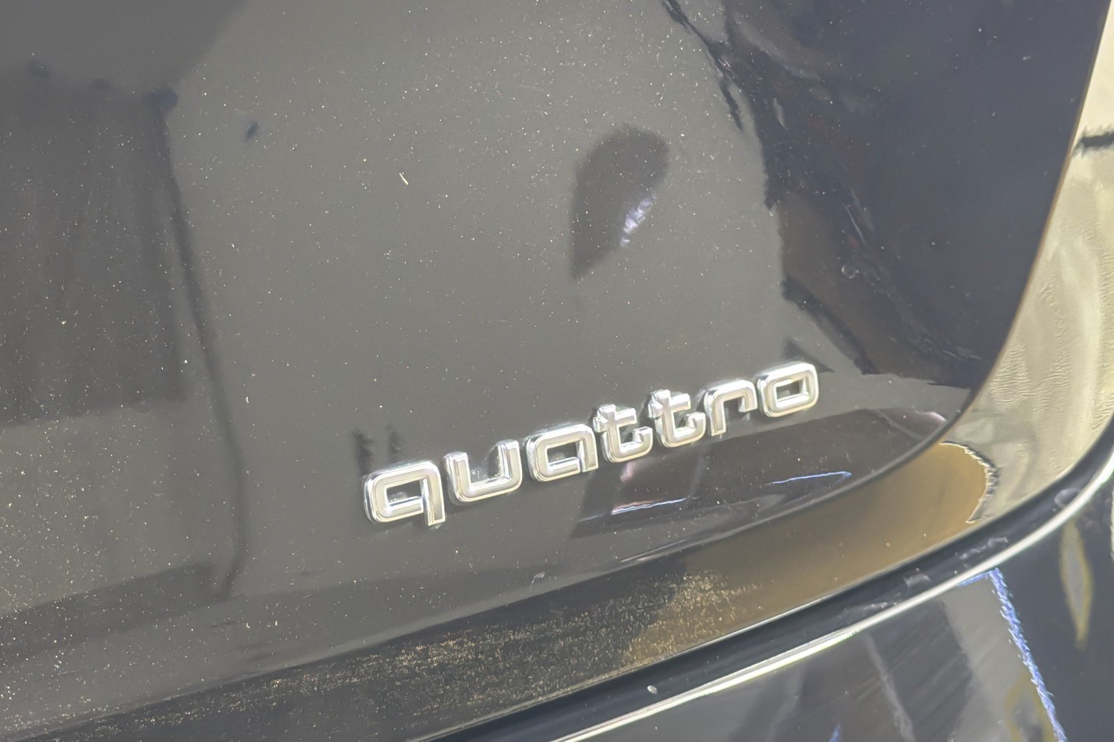 Used 2022 Audi e-tron Premium AWD/4WD image 26