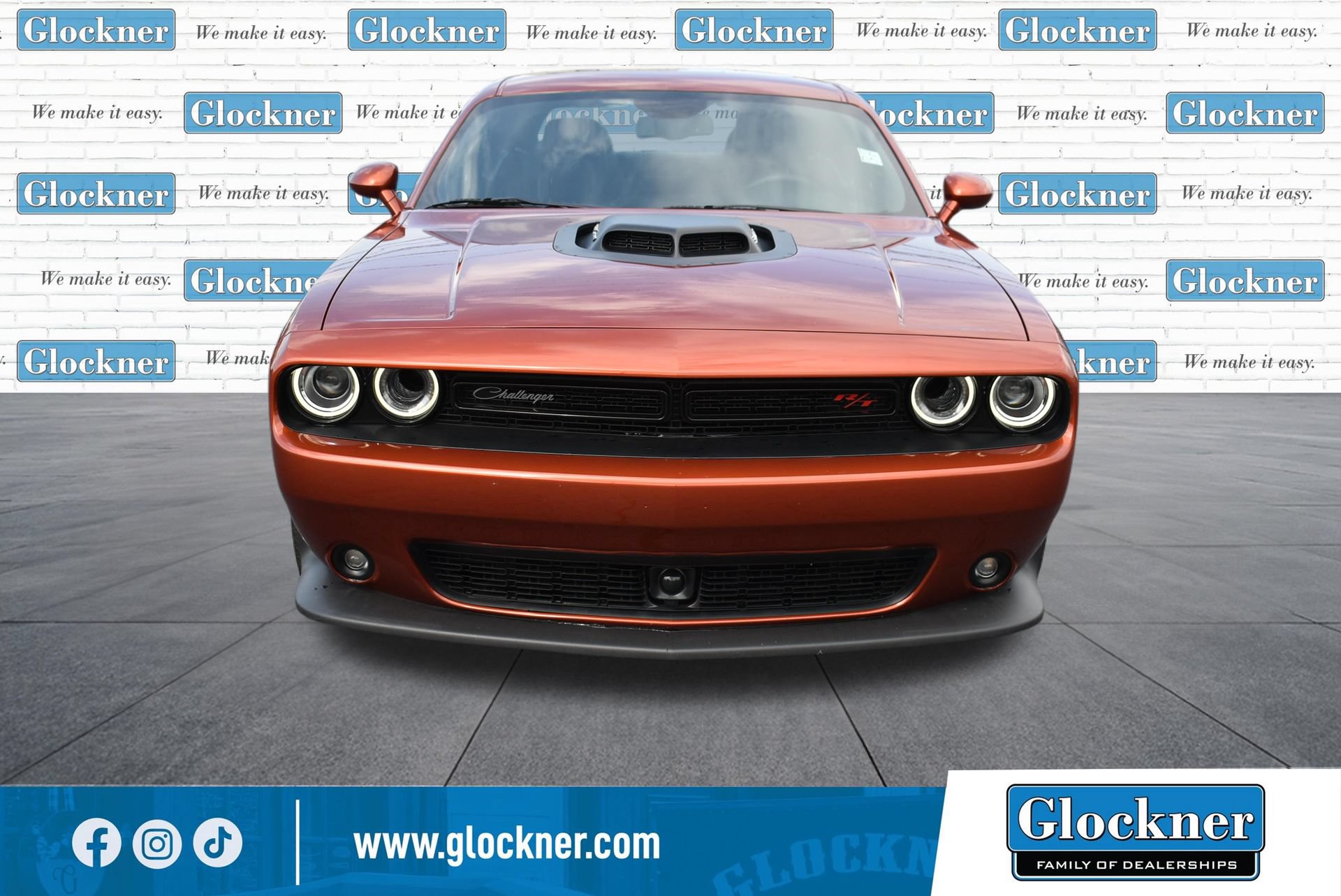 Used 2023 Dodge Challenger R/T Scat Pack w/ Plus Package RWD image 2