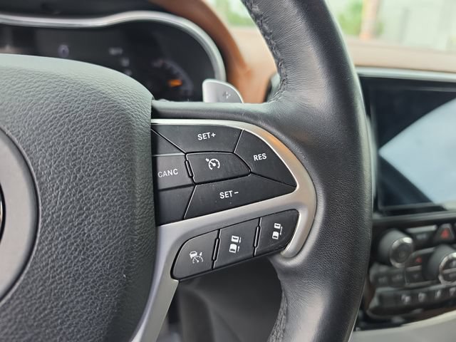 Used 2020 Jeep Grand Cherokee Summit AWD/4WD image 21