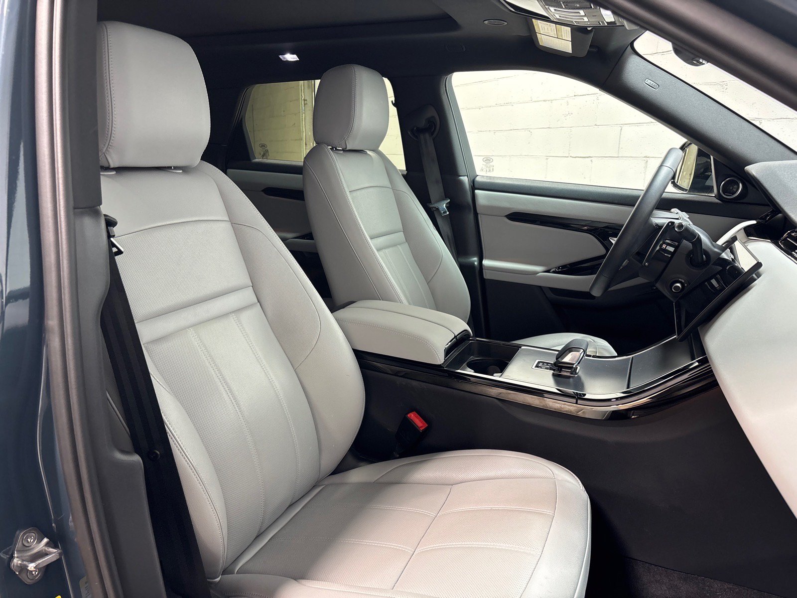New 2026 Land Rover Range Rover Evoque S AWD/4WD image 31