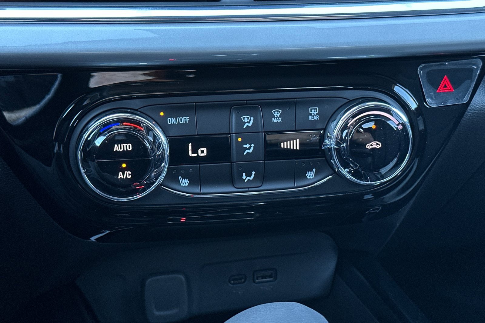 New 2026 Chevrolet Trax LT image 20