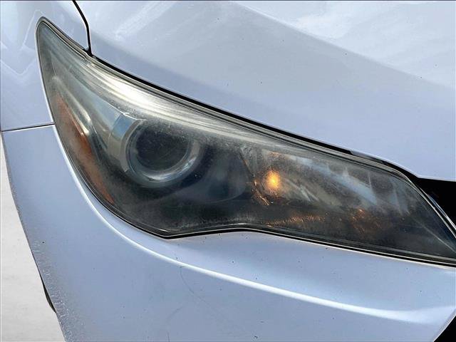 Used 2017 Toyota Camry SE FWD image 28