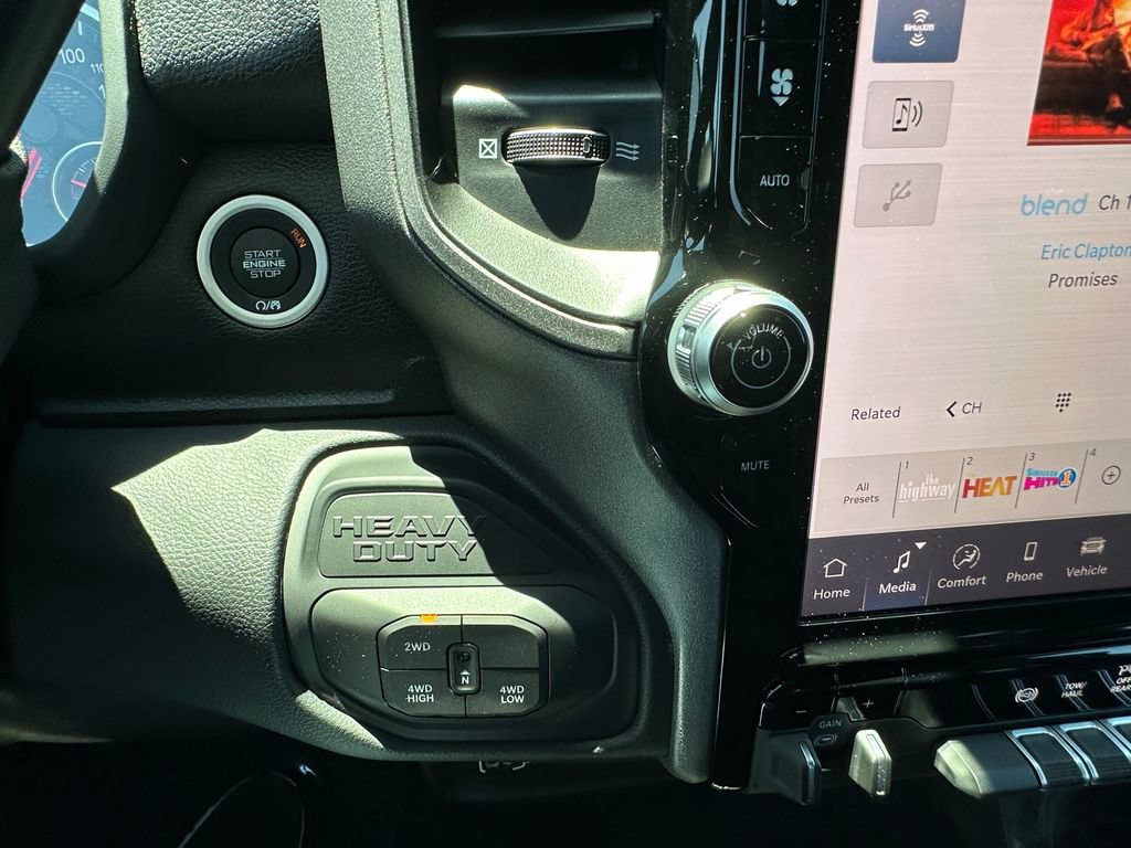 New 2026 RAM 2500 Tradesman AWD/4WD image 28