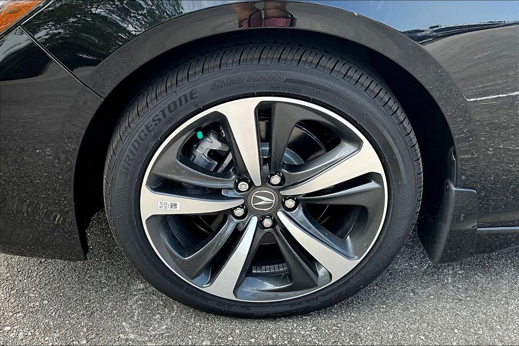 Used 2024 Acura TLX w/ Technology Package image 16