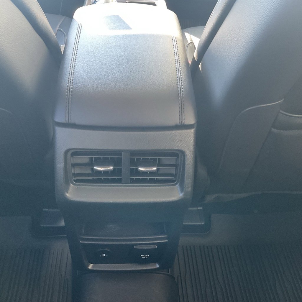 Used 2024 Ford Edge SEL w/ Convenience Package image 17