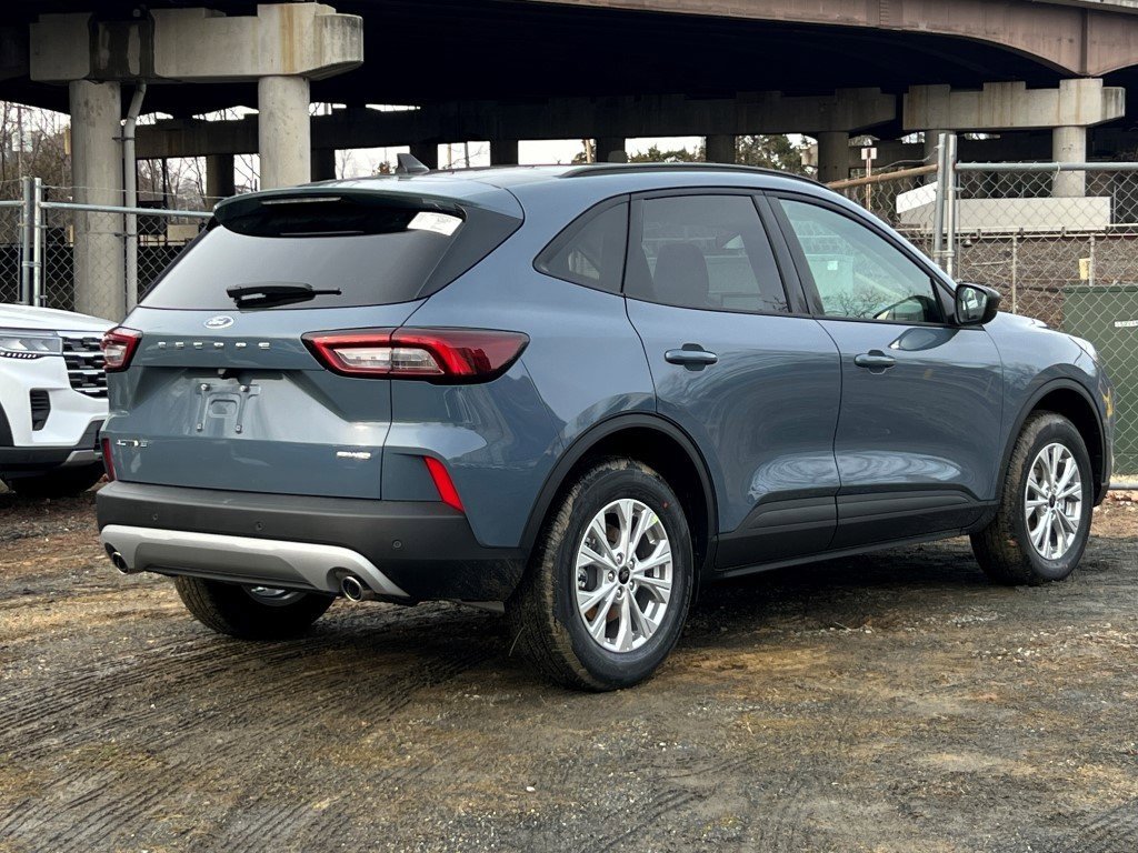 New 2026 Ford Escape Active w/ Active Premium Tech Pack AWD/4WD image 4