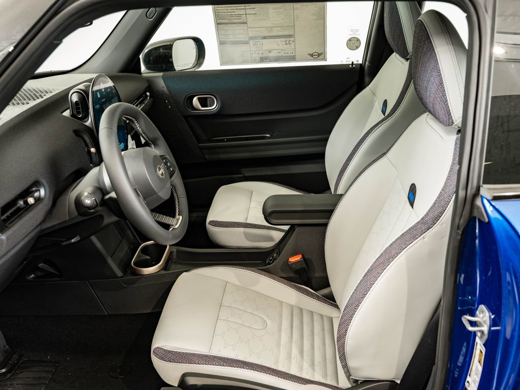 New 2026 MINI Cooper 2-Door Hardtop FWD image 20