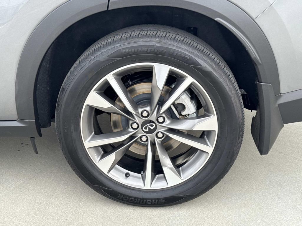 Certified 2025 INFINITI QX60 Luxe image 7
