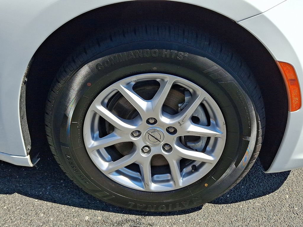 Used 2023 Chrysler Pacifica Touring-L FWD image 8
