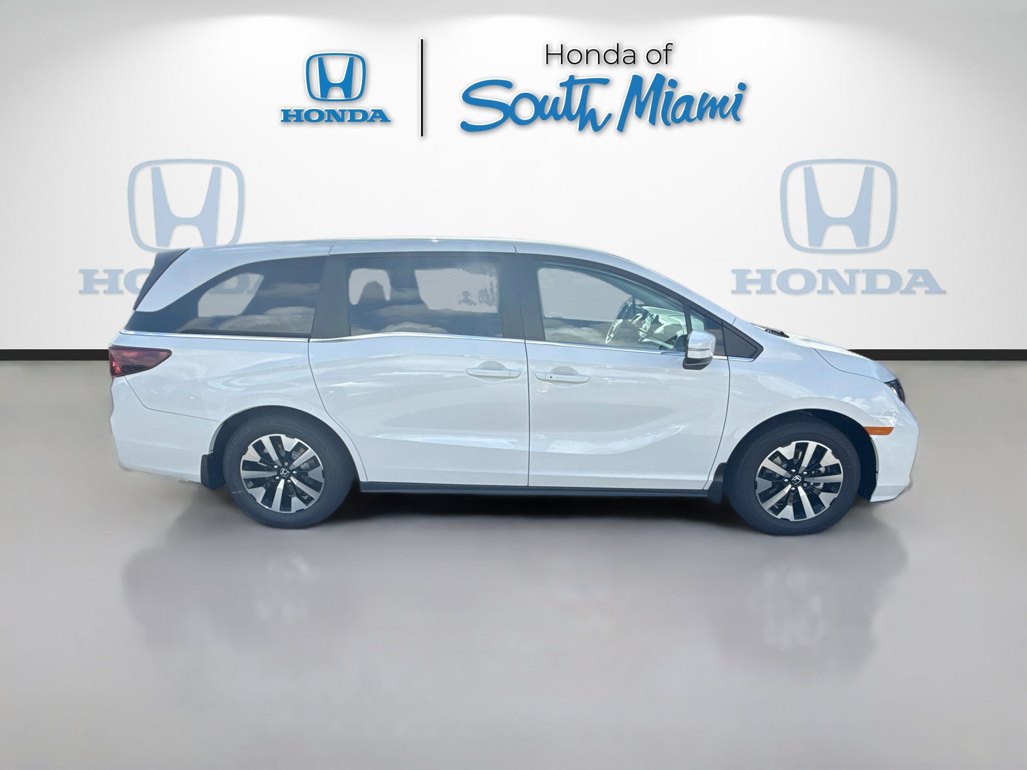 New 2026 Honda Odyssey EX-L image 8