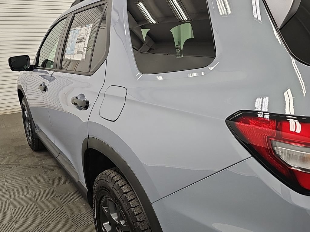New 2026 Honda Pilot TrailSport image 6