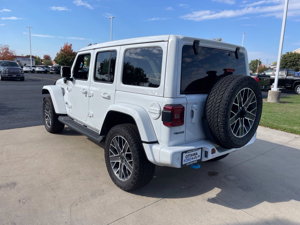 Used 2024 Jeep Wrangler High Altitude AWD/4WD image 7