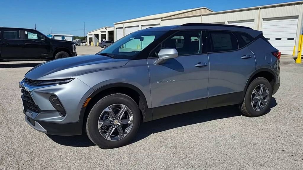 New 2026 Chevrolet Blazer LT w/ Convenience Package image 4