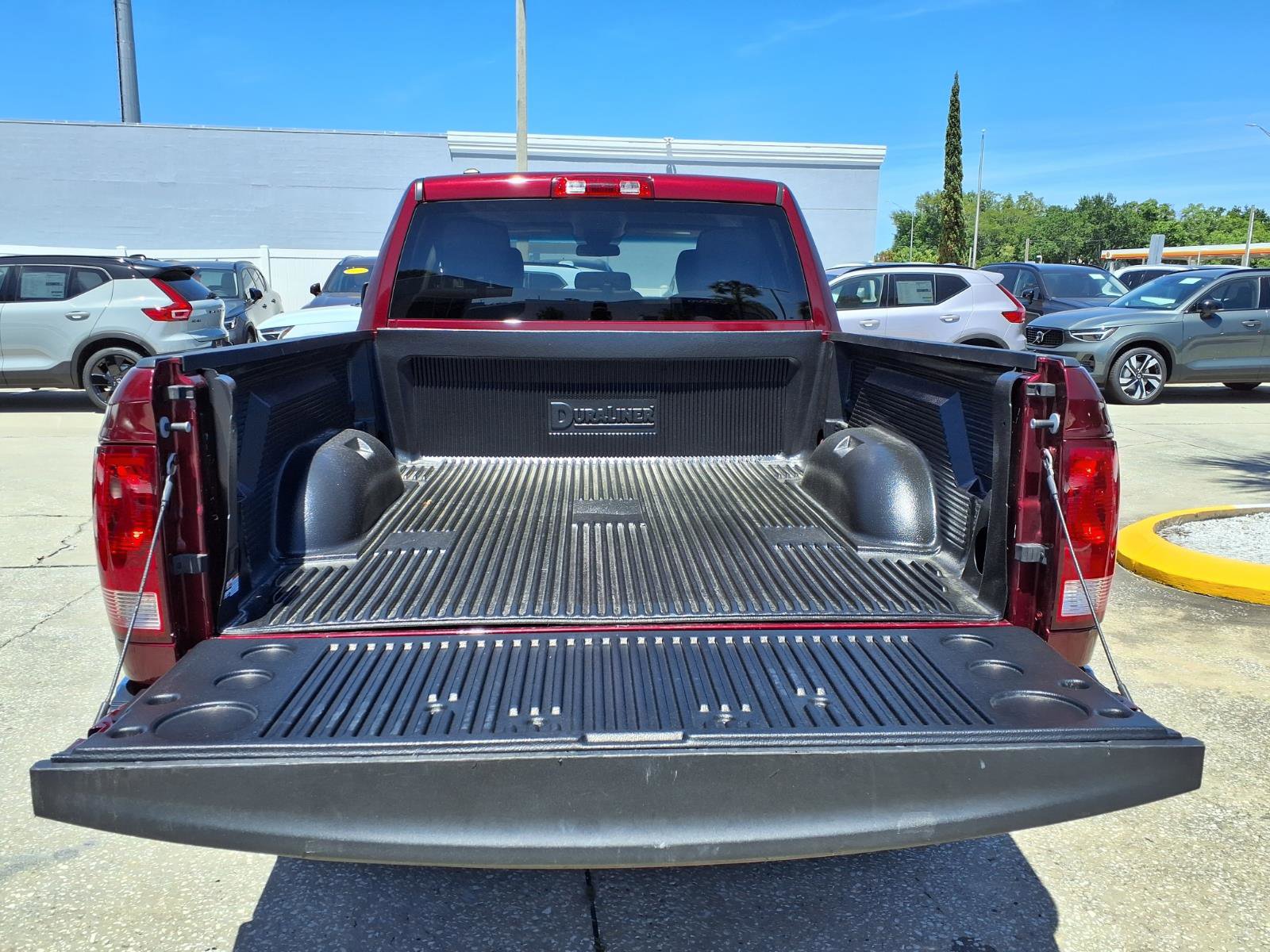 Used 2024 RAM 1500 Classic SLT AWD/4WD image 18