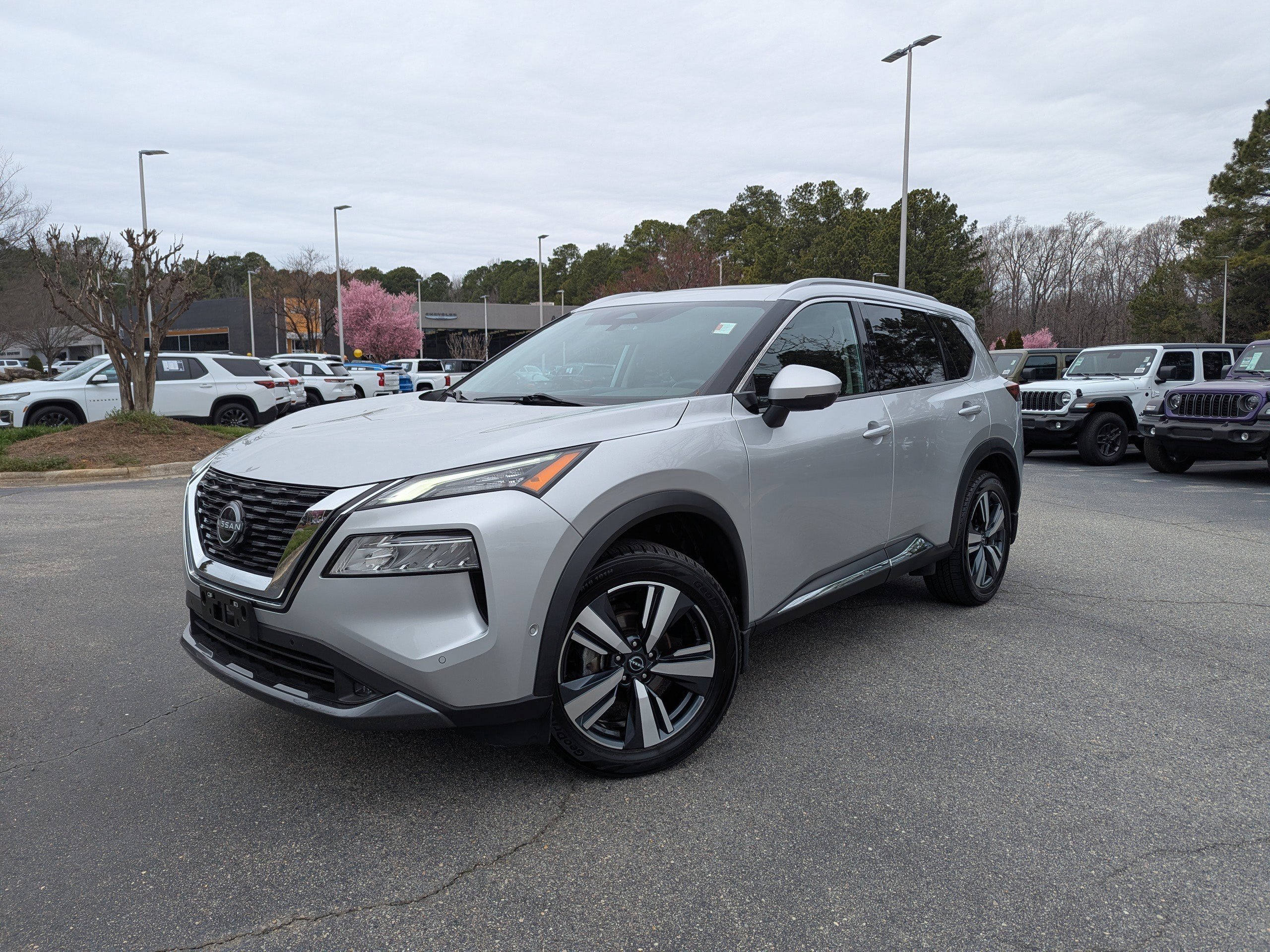 Used 2022 Nissan Rogue SL w/ SL Premium Package