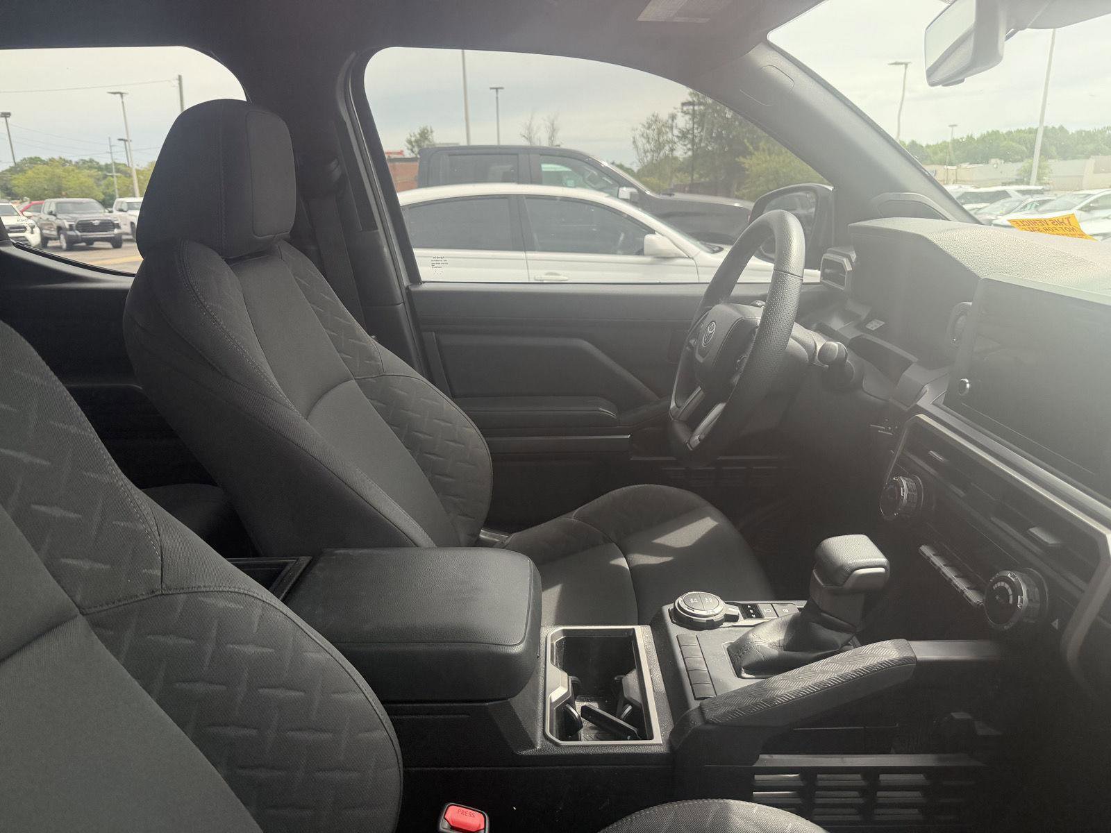 Used 2024 Toyota Tacoma SR5 AWD/4WD image 11