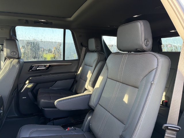 New 2026 Chevrolet Tahoe High Country w/ Sun And Tow Package AWD/4WD image 22
