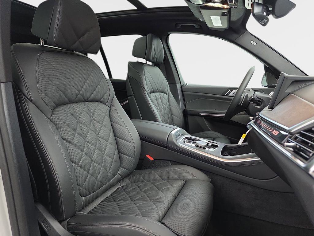 New 2026 BMW X5 xDrive40i w/ Off-Road Package image 9