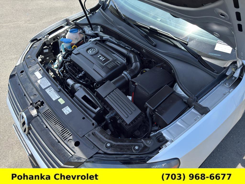 Used 2014 Volkswagen Passat 1.8T SE FWD image 31