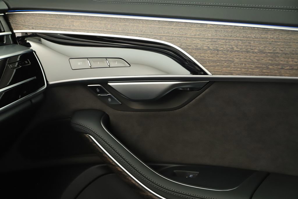 New 2026 Audi A8 L 3.0T AWD/4WD image 30