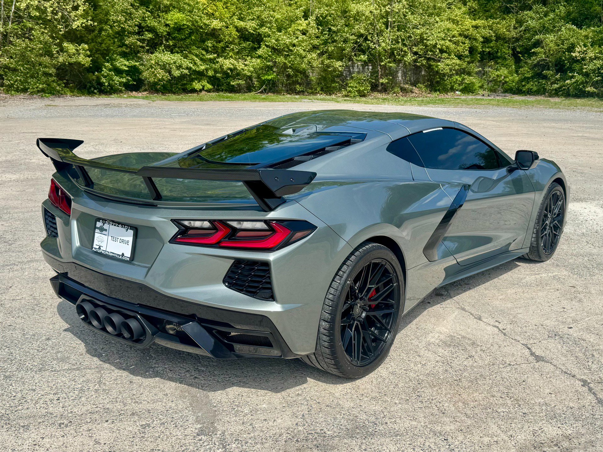 Used 2023 Chevrolet Corvette Stingray Premium Cpe w/ Z51 Performance Package RWD image 2