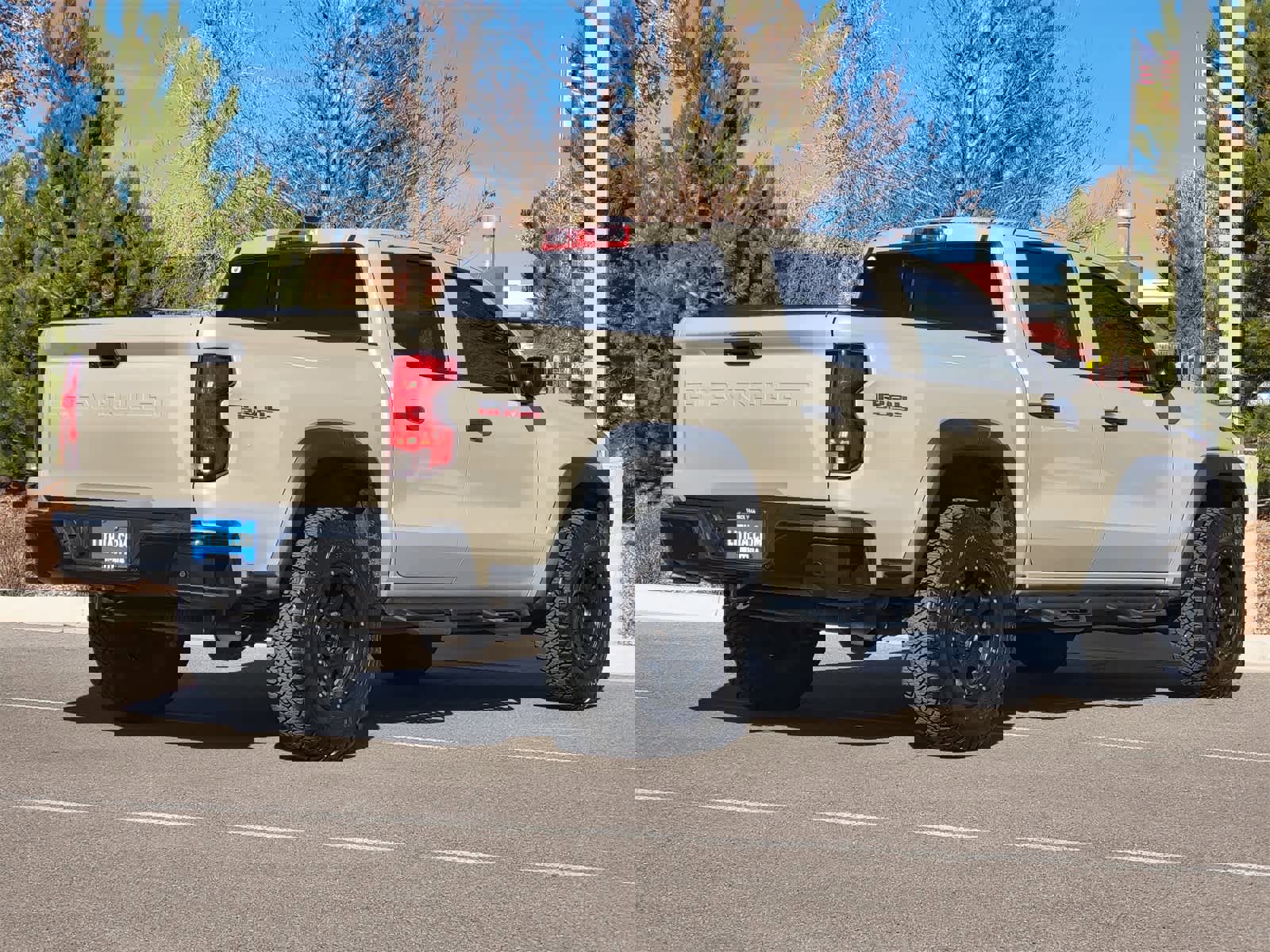 Used 2024 Chevrolet Colorado Trail Boss w/ Technology Package image 5